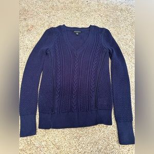 XS Banana Republic Dark Blue V-Line Sweater